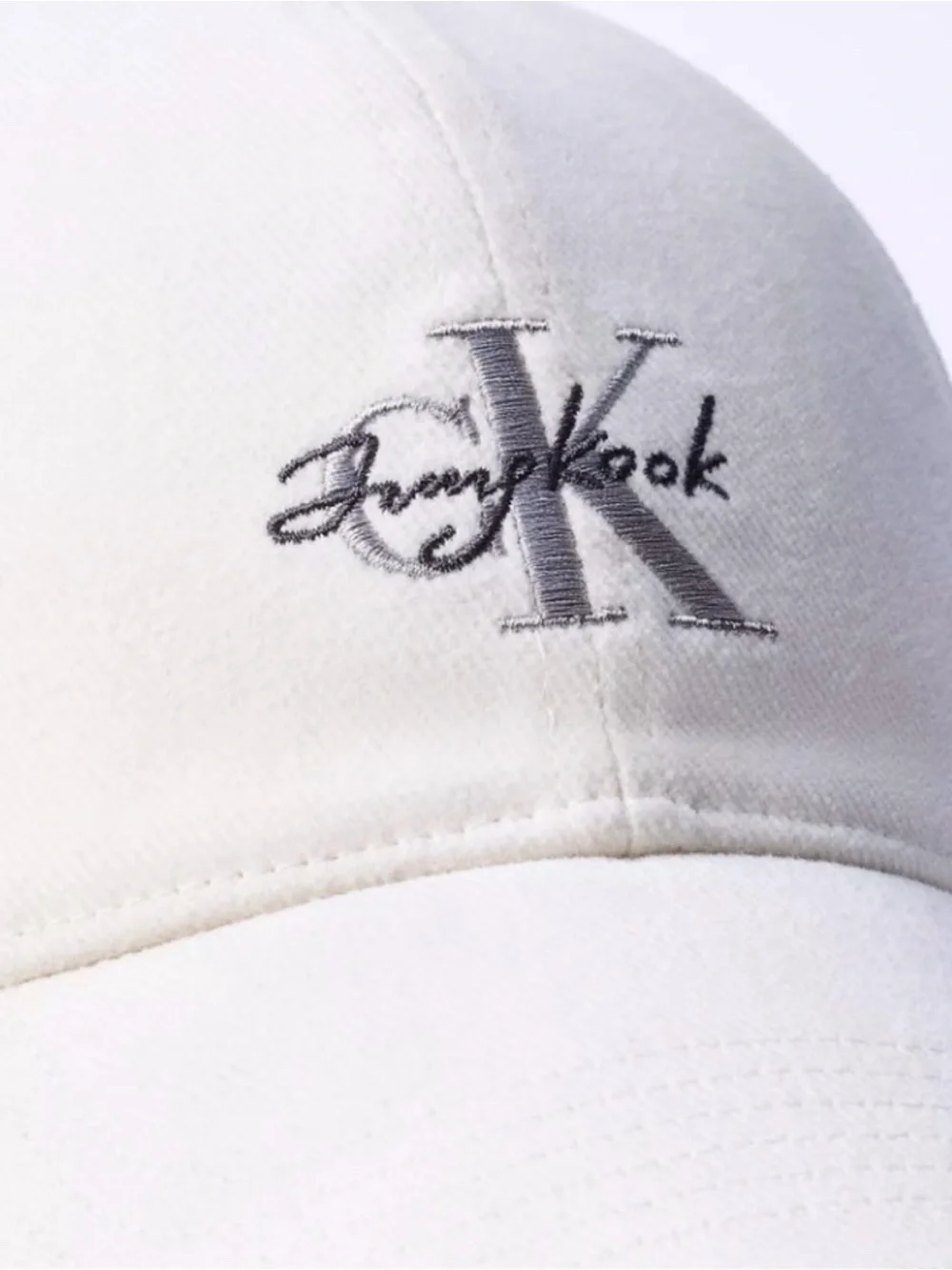 Calvin Klein x Jung Kook hat CKJK - Picture 3 of 4